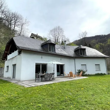 Holiday home Lou Maval *